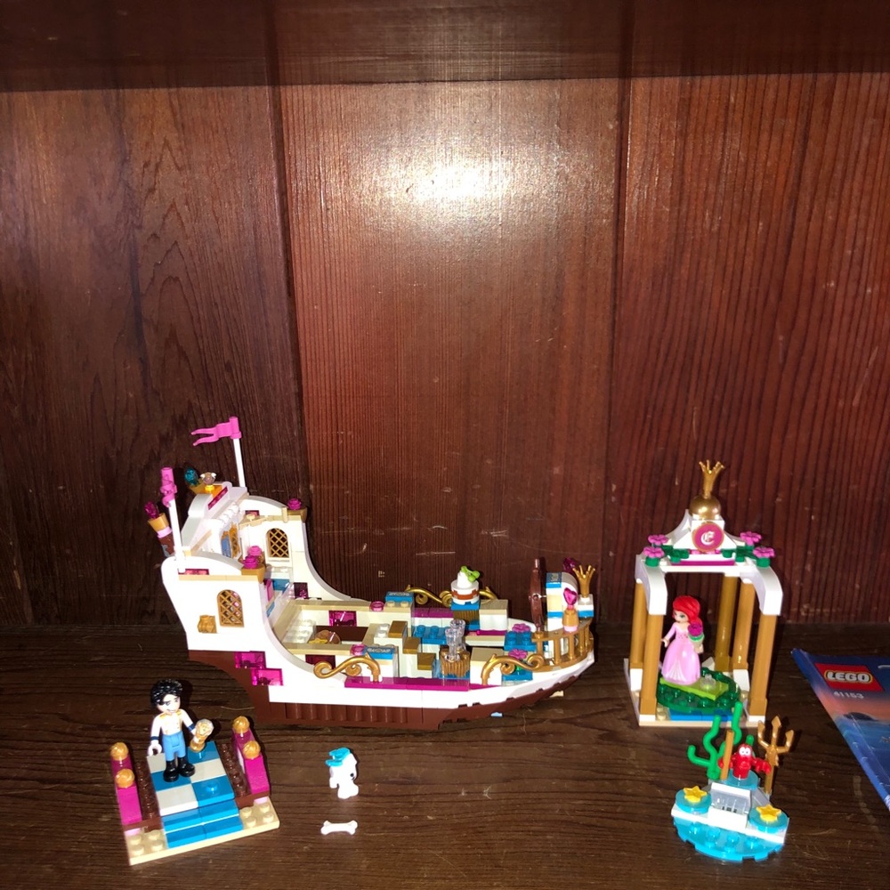 Disney™ Ariel's Royal Celebration Boat